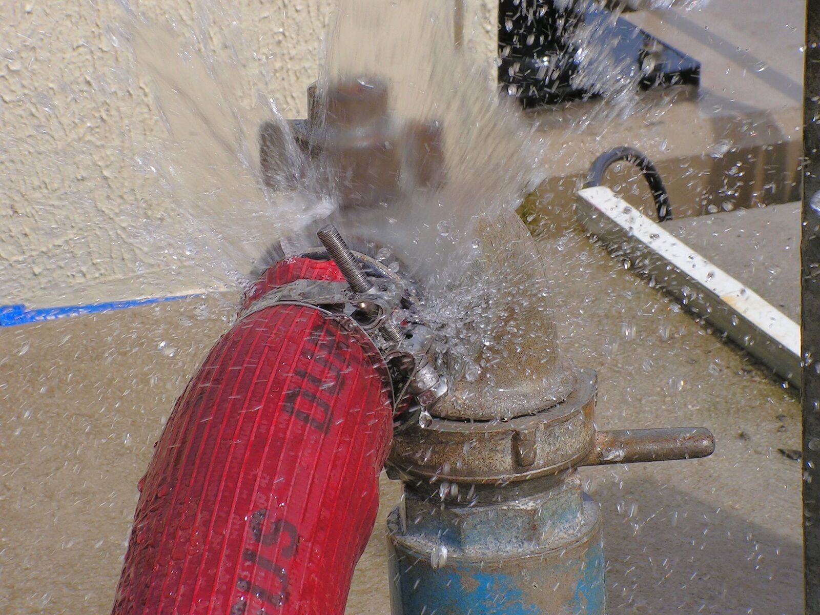 5 Signs You Need Leak Detection Services Leak Doctor